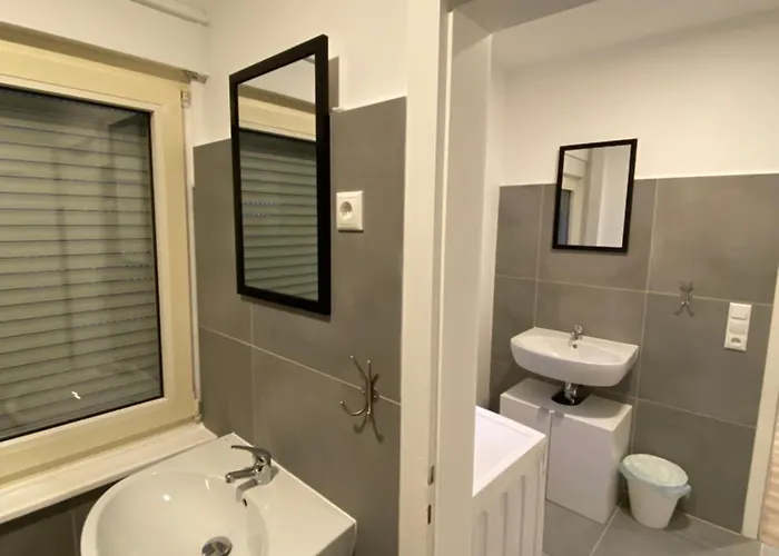 Owl Comfort Homes - Loehne-gohfeld